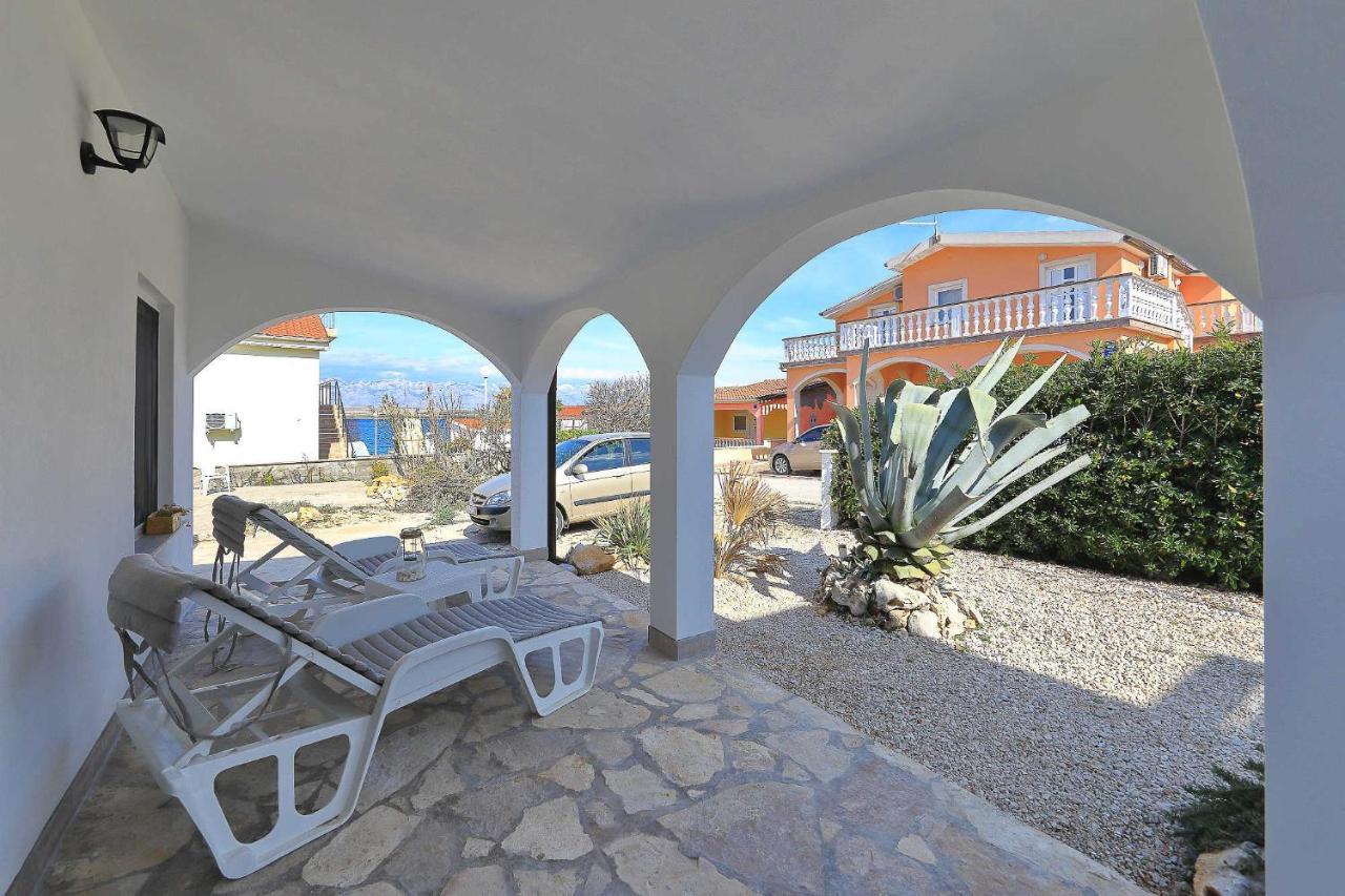 Malo Fali Vir Exterior photo